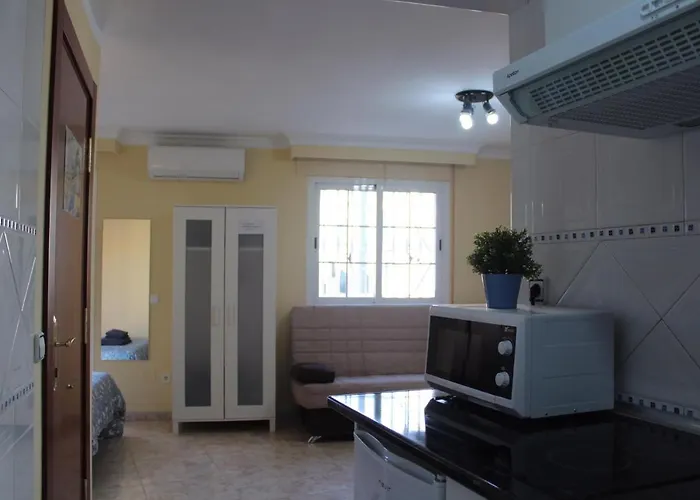 Nice And New Studio With Balcony Close To The City 2ºb